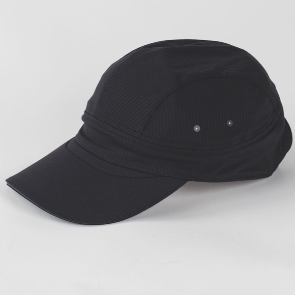 lululemon athletica Accessories - Lululemon Race To Place Run Black Hat 2.0